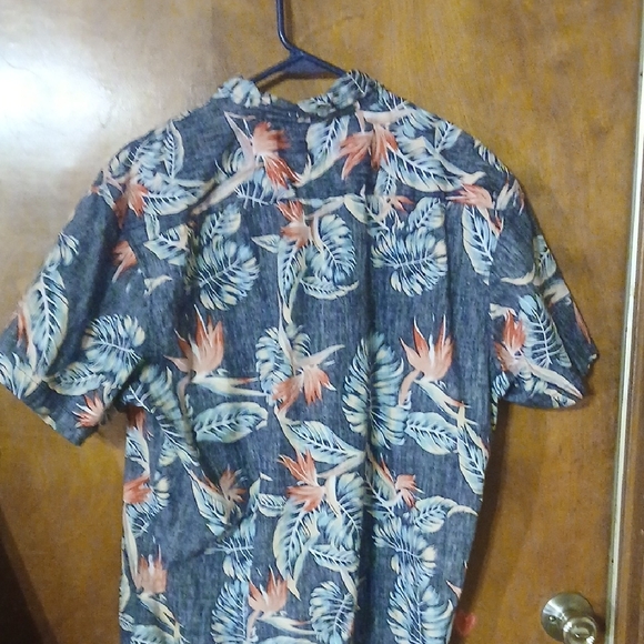 Mens Shirt - Picture 2 of 3